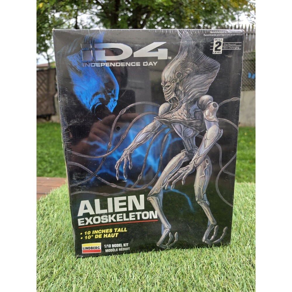 LINDBERG INDEPENDENCE DAY (ID4) ALIEN EXOSKELETON MODEL KIT 10" Tall New Sealed